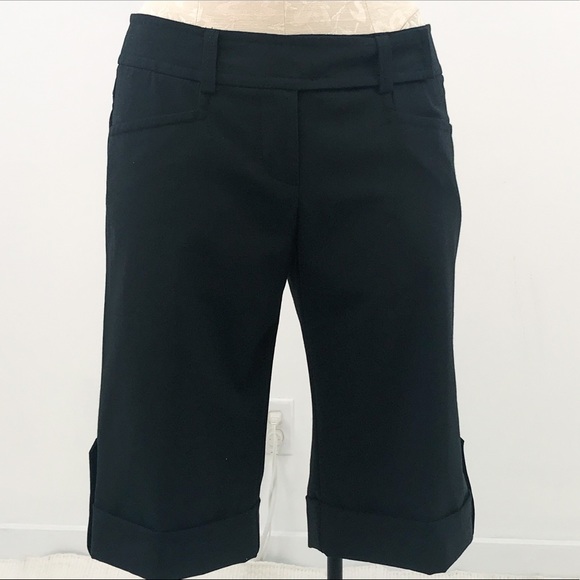 Trina Turk 2 Black Low Rise Trouser Bermuda Shorts - Picture 1 of 12